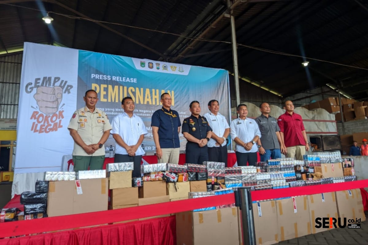 Rilis pers pemusnahan rokok ilegal Bea Cukai Malang, Pemkab dan APH Kabupaten Malang. (wul)