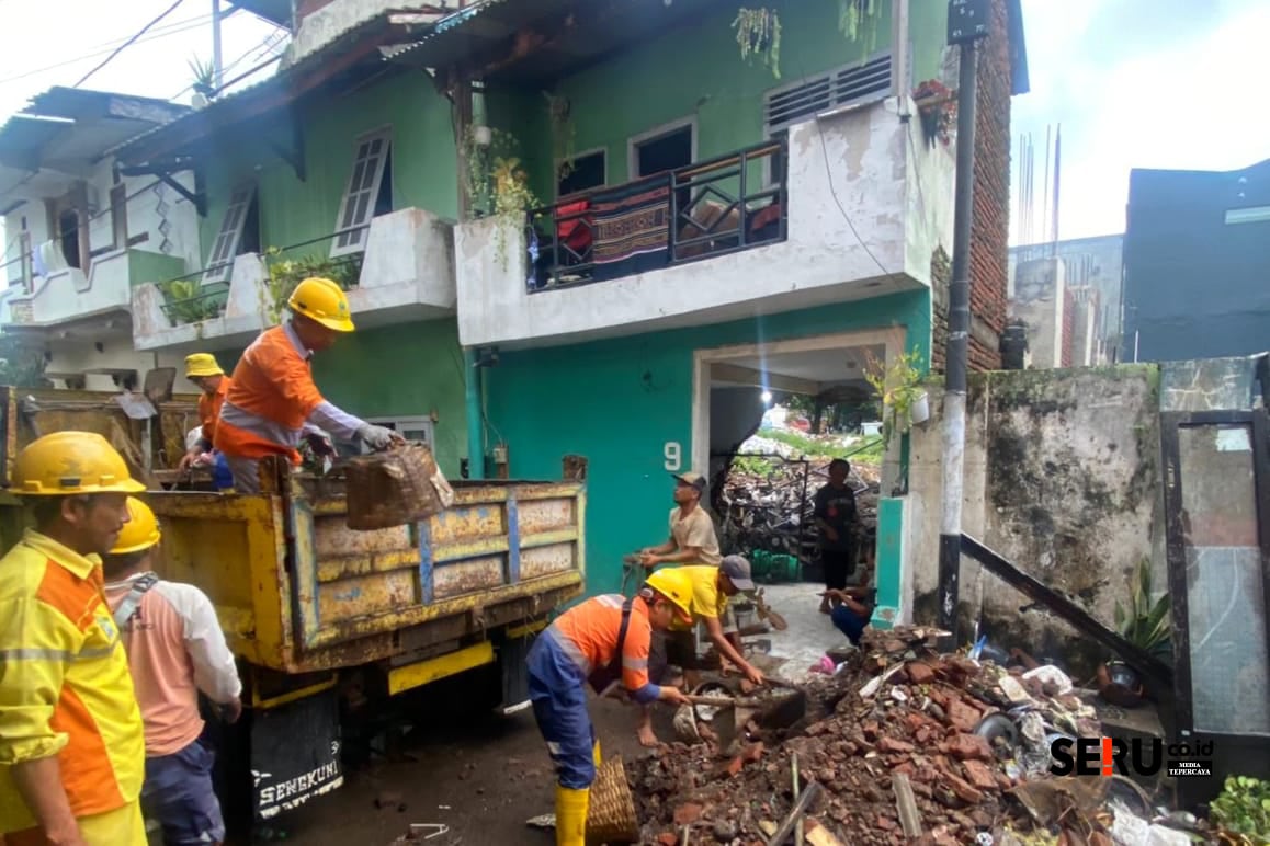 Harta Benda Warga Purwantoro Tersapu Banjir, Keluhkan Bantuan Pemkot Malang Belum Merata