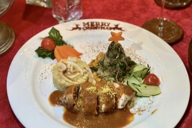 Hotel Tugu Malang Hadirkan Perayaan Natal dengan Sentuhan Kuliner Keraton 1 Sajian roasted turkey hingga hidangan kerajaan Jawa siap memanjakan lidah para tamu. (hoteltugu for SERU.co.id)