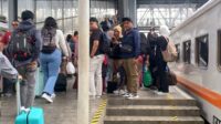 Lebih 6.600 Penumpang Padati Stasiun Malang Jelang Pergantian Tahun
