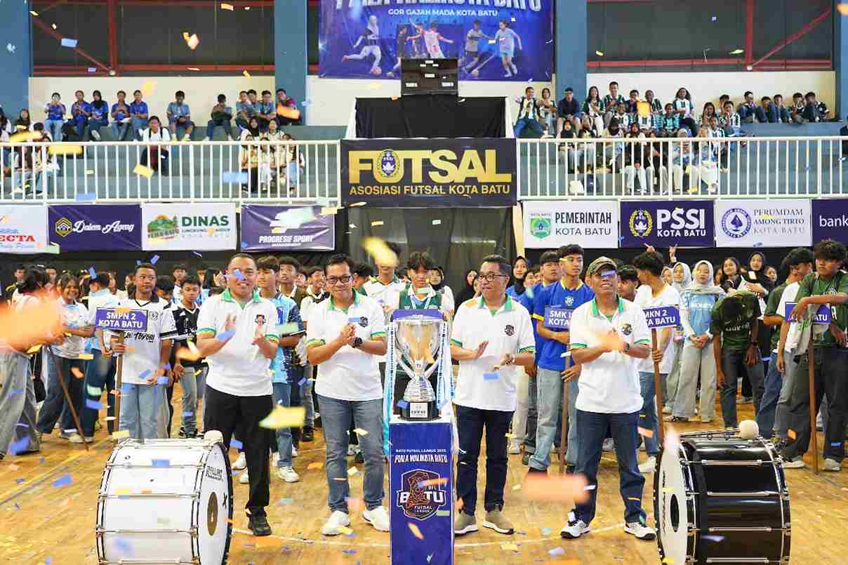 Perkuat Atlet dan Sport Tourism, Wali Kota Nurochman Resmi Buka Batu Futsal League 2025