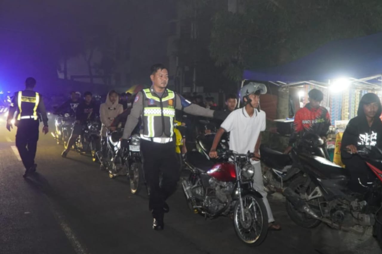 Satlantas Polres Malang Tegur 100.902 Pelanggar Selama Operasi Zebra Semeru 2025