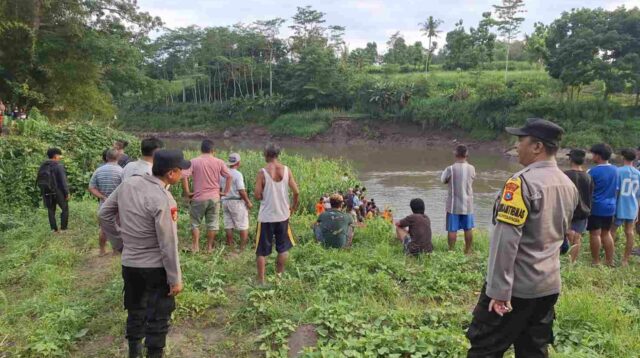 Mancing Ikan, Anak Kepanjen Diduga Hilang Tenggelam di Aliran Sungai Brantas 