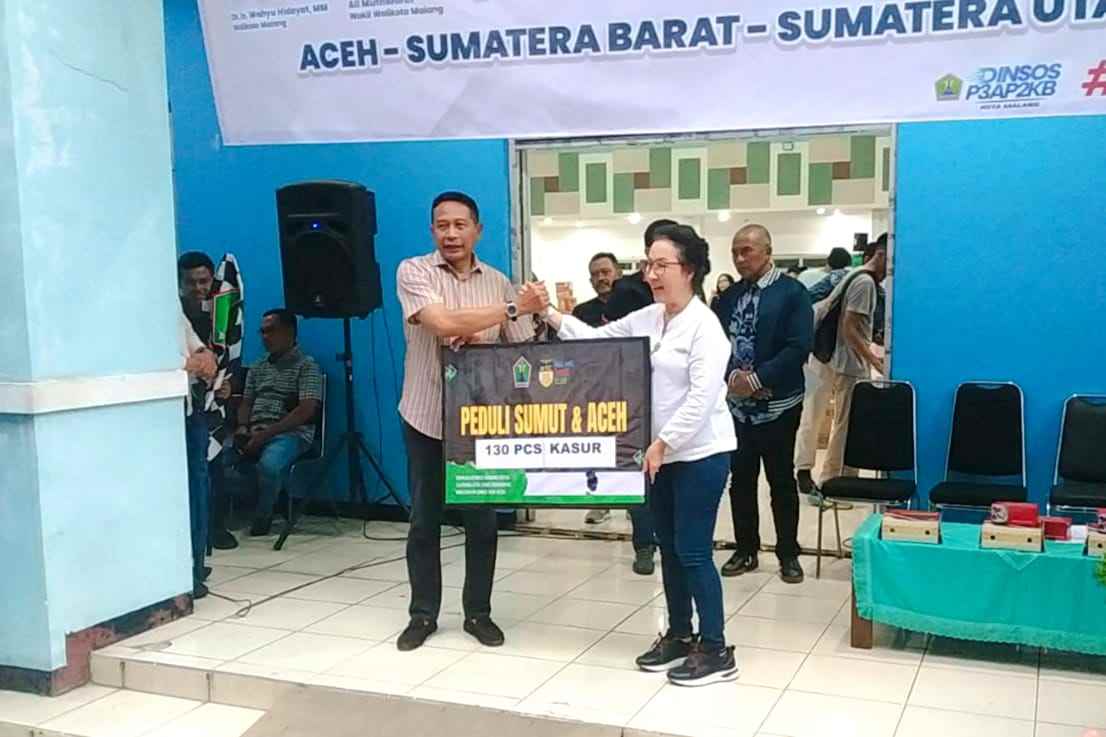 Pemkot Malang Kirim Bantuan Bencana Aceh-Sumatera Senilai Rp2 Miliar Secara Bertahap 1 Pemkot Malang Kirim Bantuan Bencana Aceh-Sumatera Senilai Rp2 Miliar Secara Bertahap