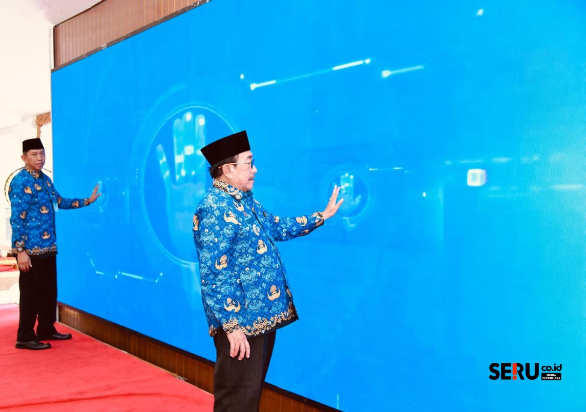 Peluncuran Aplikasi SIKERIS, di Pendopo Agung Keraton Sumenep. (Seru.co.id/edo) Inovasi Digital SIKERIS, Wujudkan Layanan Kependudukan yang Cepat dan Berkualitas