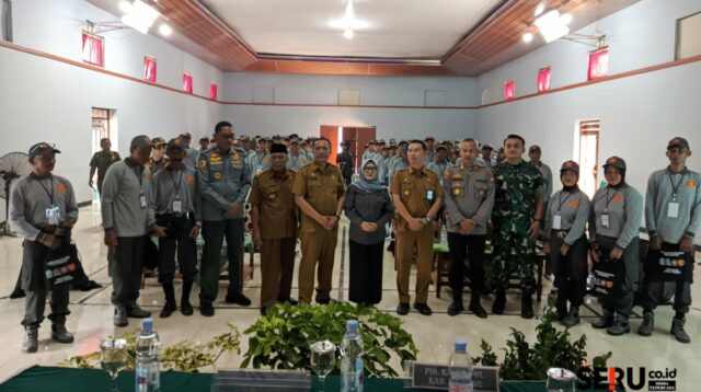 Satpol PP Jatim Bekali Satlinmas Edukasi Penanggulangan Kebakaran Dini