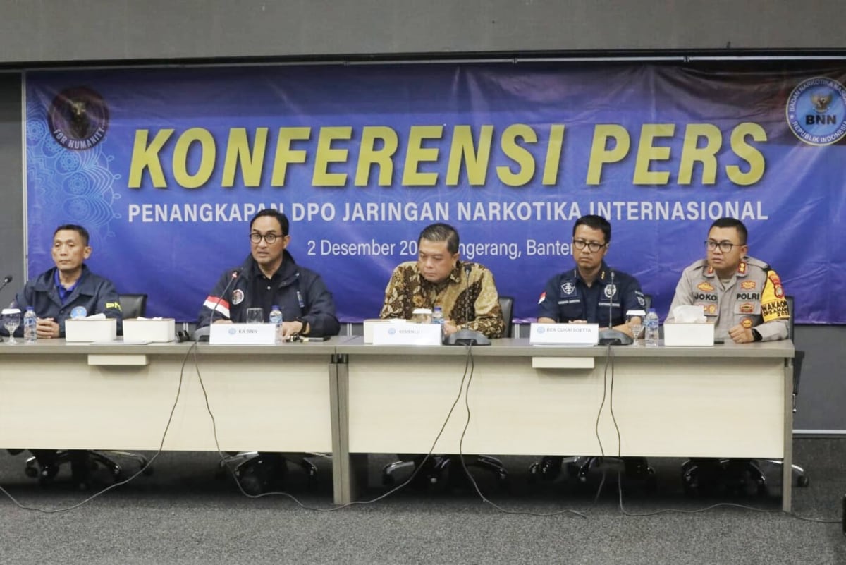 BNN Tangkap Buronan Kelas Kakap Dewi Astutik di Kamboja