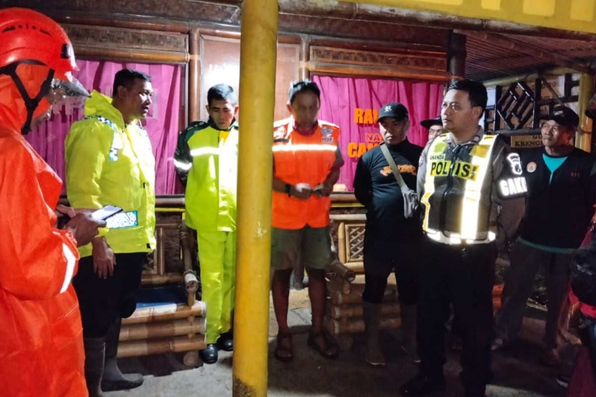 Pelajar SMK di Malang Hilang Terbawa Arus Sungai Usai Terlibat Kecelakaan Lalu Lintas