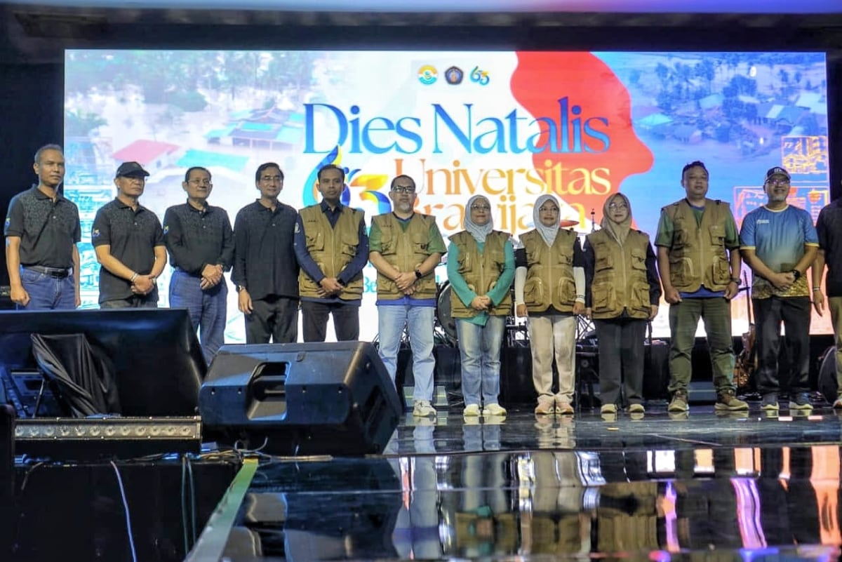 Program pengabdian masyarakat tanggap darurat bencana Sumatra. (Dok Humas UB) Dies Natalis ke-63, UB Berangkatkan 55 Relawan untuk Korban Bencana Sumatra Barat