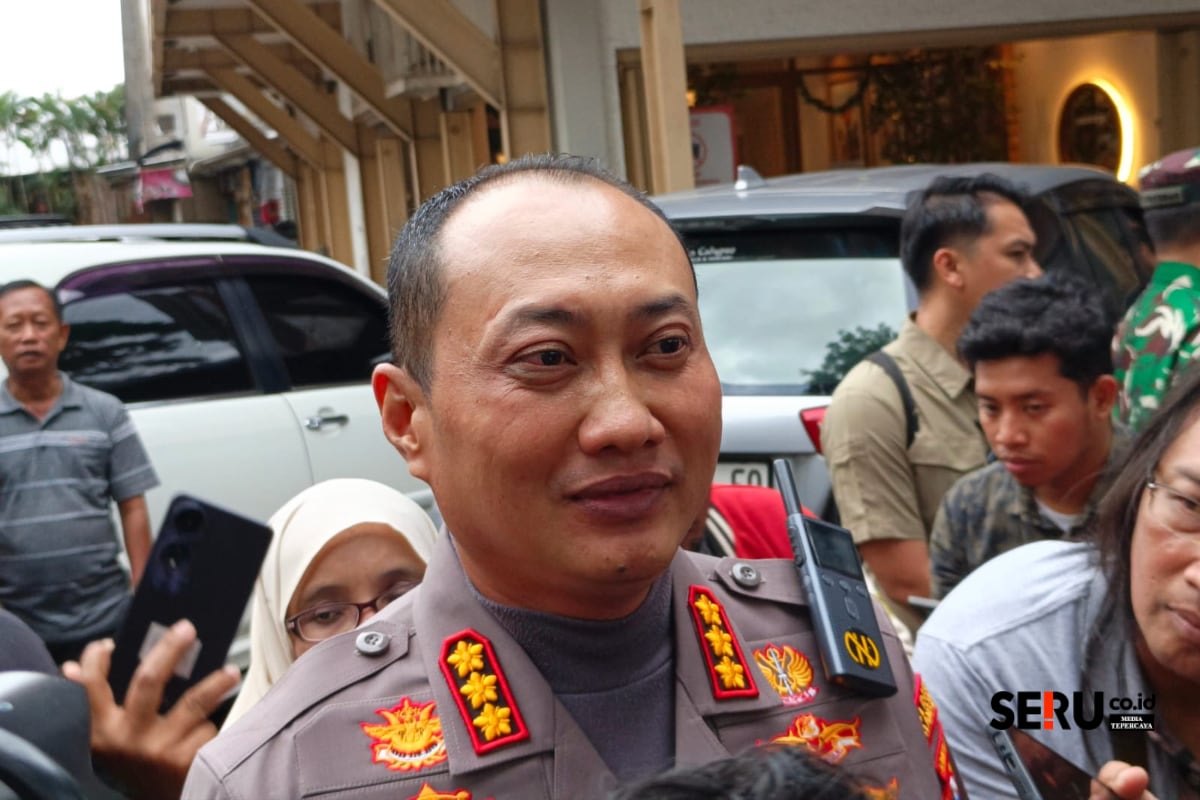 Kota Malang Rawan Bencana, Sistem Penanganan Cepat 24 Jam Diaktifkan 1 Kapolresta Malang Kota menjelaskan Posko tanggap bencana menerapkan sistem shift bagi para tim yang bertugas. (Seru.co.id/bas)