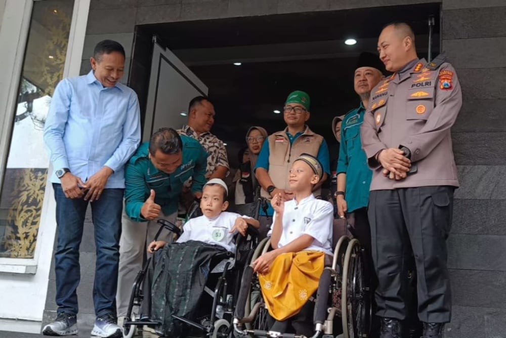 Polresta Malang Kota menggelar khitan bahagia dengan teknologi plasma energi. (ist) Polresta Malang Kota Gelar Khitan Bahagia Berteknologi Plasma Energi