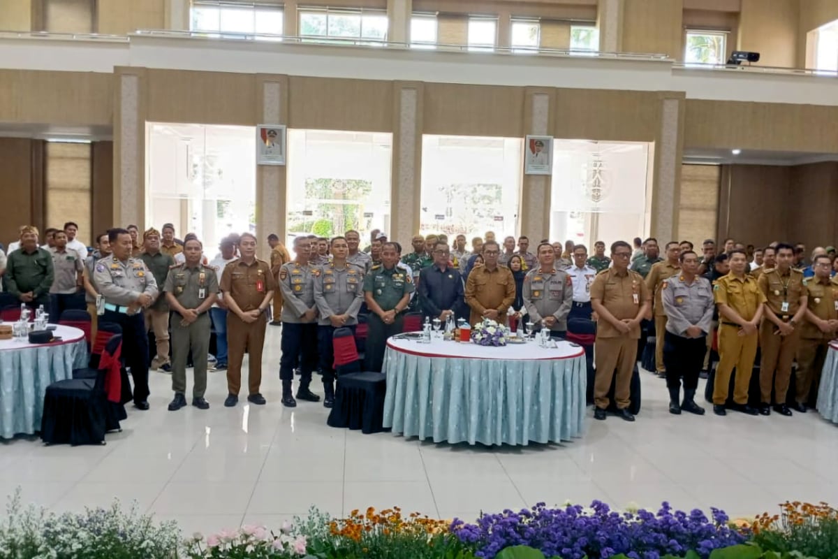 Suasana kebersamaan sebelum dilaksanakannya Sararehan membahas pengamanan Nataru. (ist) Siaga Nataru 2026, Kota Batu Kerahkan 442 Personel dan Bentuk Tim Urai Kemacetan