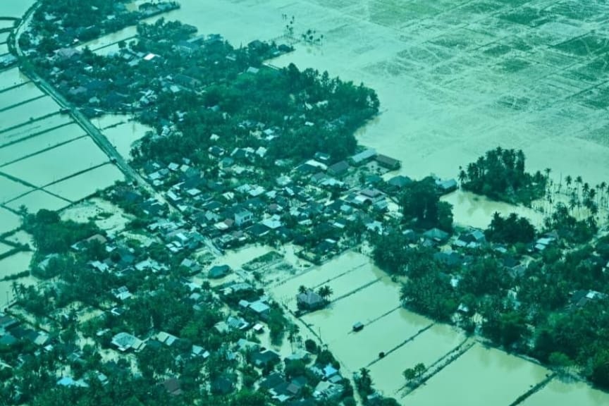 Wilayah terdampak banjir di Aceh dari pantauan udara. (Dok BPMI Setpres) Aceh Minta Bantuan UNDP–UNICEF, Pemerintah Pusat Nilai Situasi Bencana Terkendali