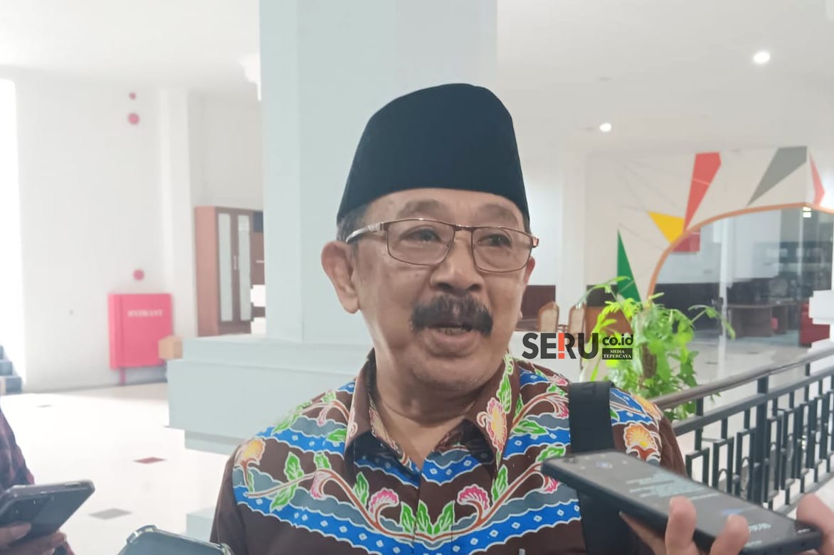 Anggota Komisi C DPRD Kota Malang menekankan, pentingnya pengawasan kos-kosan untuk menekan HIV di kalangan mahasiswa. (bas) Mahasiswa Dominasi 350 Kasus HIV Kota Malang, DPRD Soroti Longgarnya Pengawasan Kos-kosan