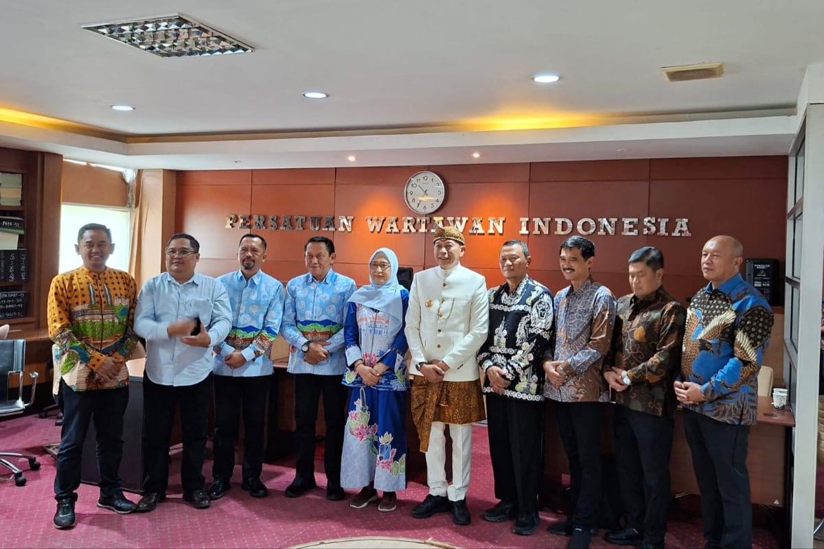 Wali Kota Malang Kandidat Kuat Peraih Anugerah Kebudayaan PWI Pusat, Diapresiasi Sudjiwo Tejo 1 Wali Kota Malang didampingi jajaran dalam penilaian di Jakarta. (ist)