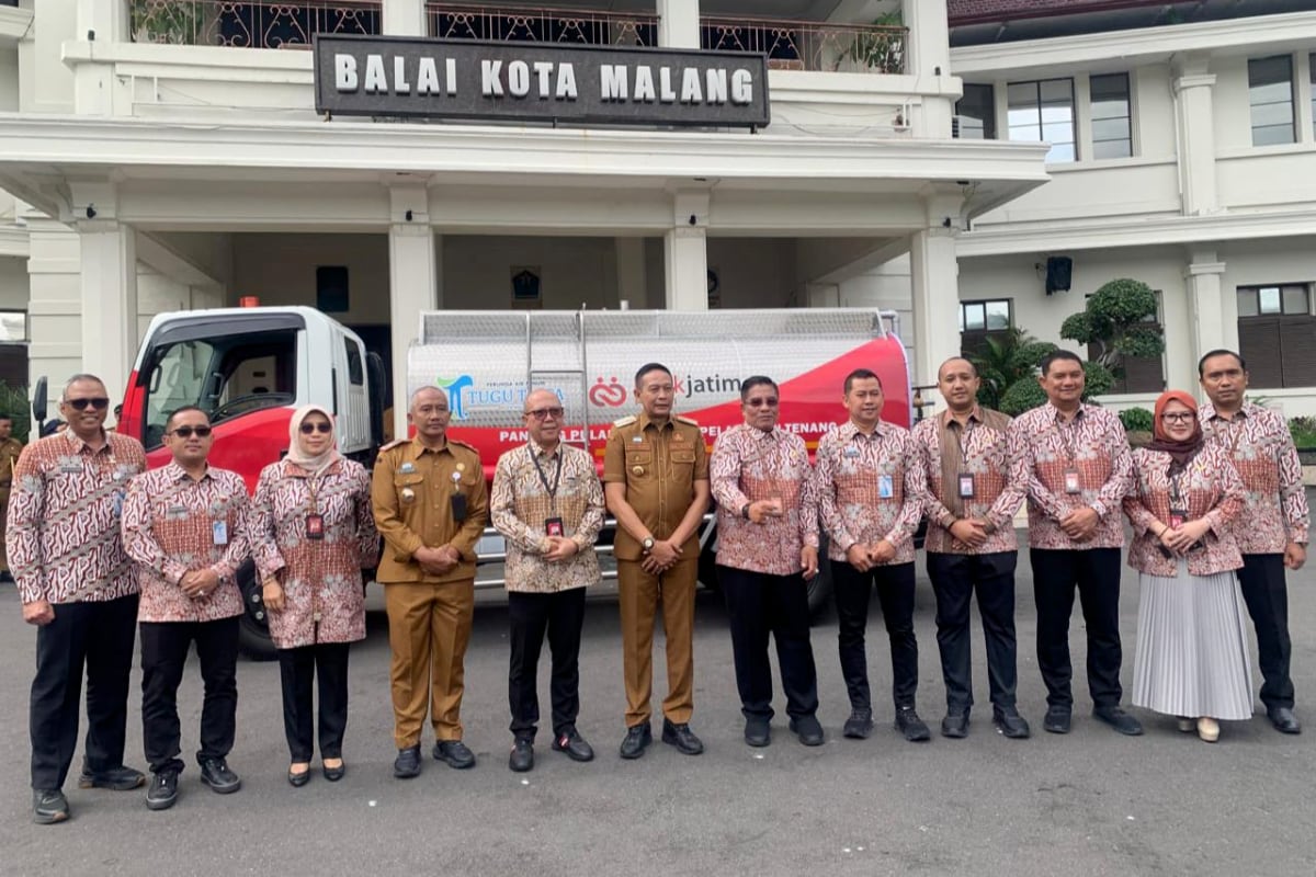 Perumda Tugu Tirta Maksimalkan Truk Tangki CSR Bank Jatim dalam Distribusi Air Bersih