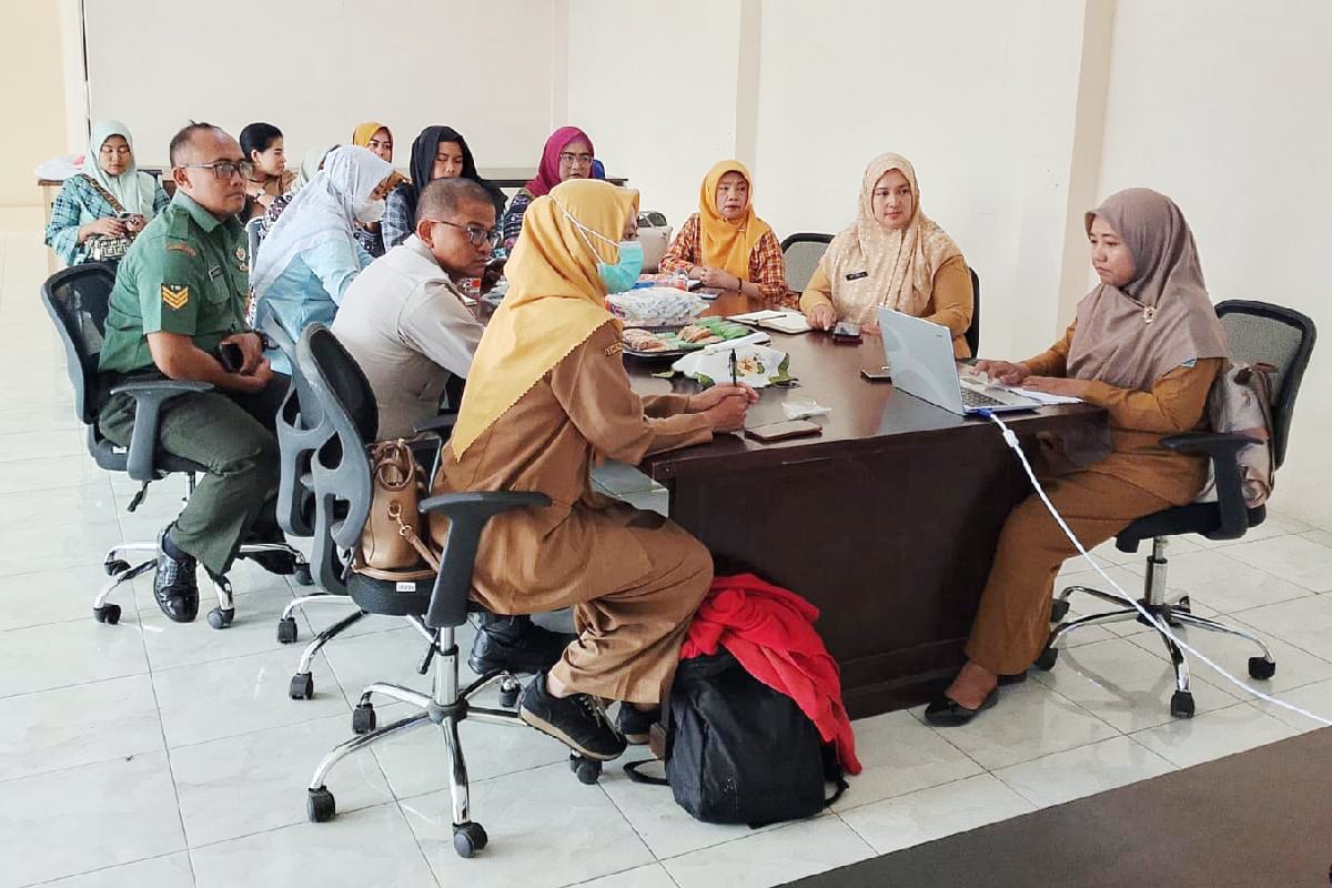 Babinsa Wonokoyo Bersama Puskesmas dan Kader Posyandu Kedungkandang Rakor Percepatan ORI Campak