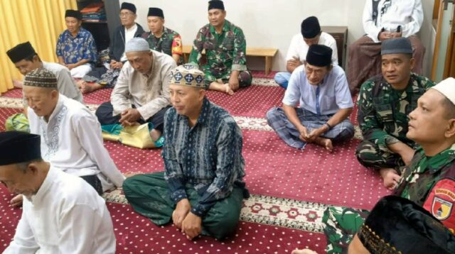 Koramil Klojen Doa Bersama dan Komsos dengan Warga Kasin