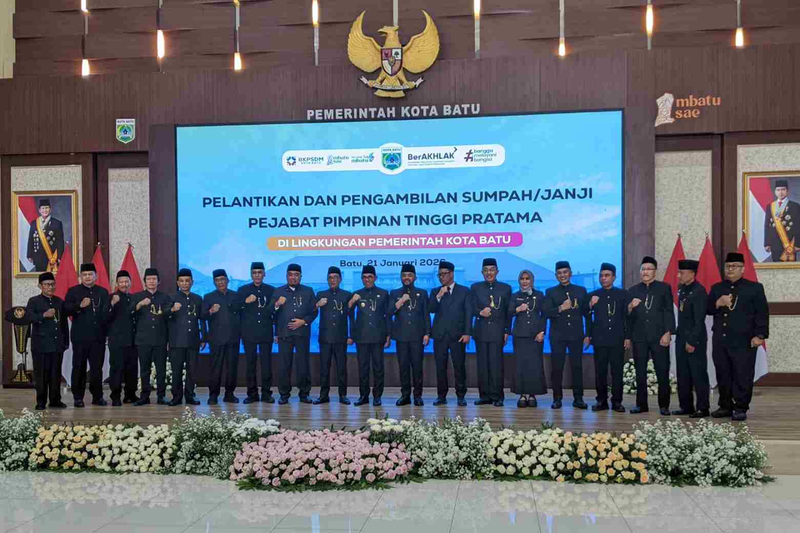 Tuntut Akselerasi Kinerja, Wali Kota Batu Nurochman Lantik 15 Pejabat Eselon II