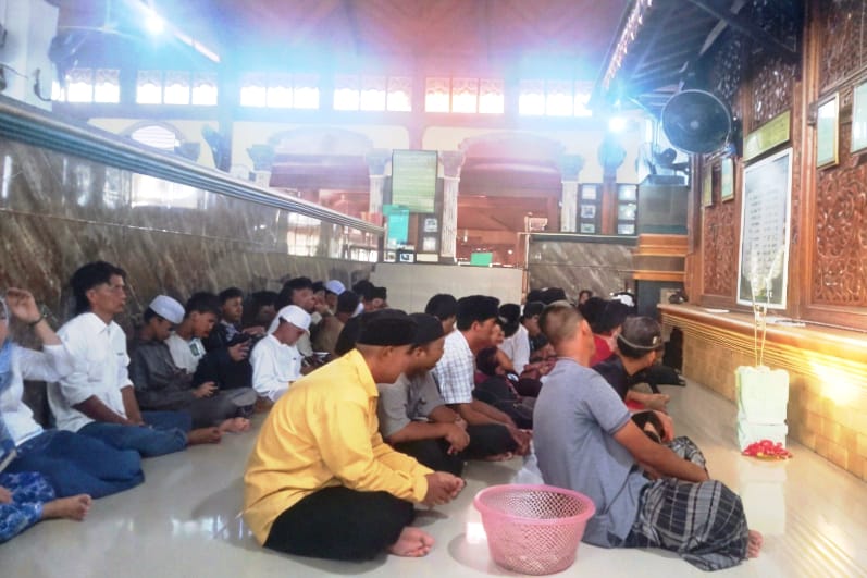 Wisata Ziarah Wali Tetap Stabil di Tengah Fluktuasi Ekonomi