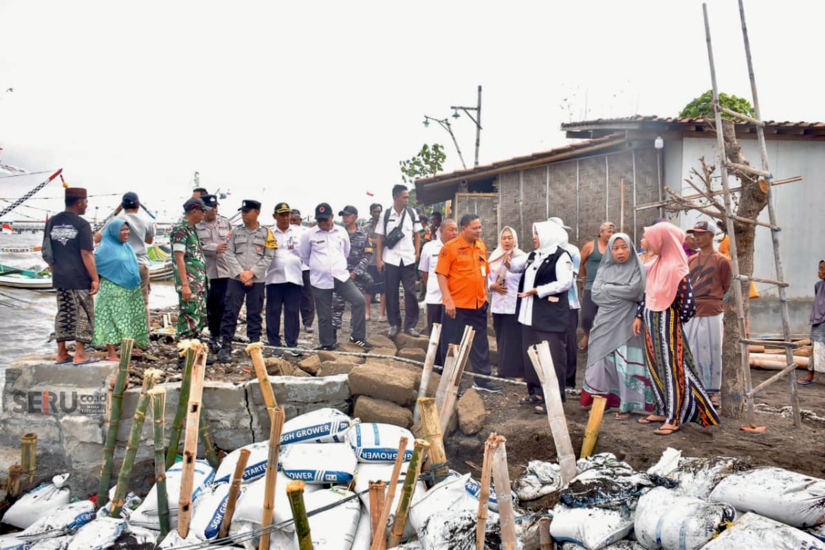 Pemkab Situbondo Berencana Bangun Tangkis Ombak Melalui BTT Antisipasi Banjir Rob Tahunan