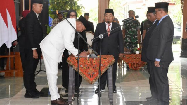 Pelantikan Pejabat Eselon II Situbondo, Bupati Rio Minta Pejabat Baru Dilantik Langsung Tancap Gas
