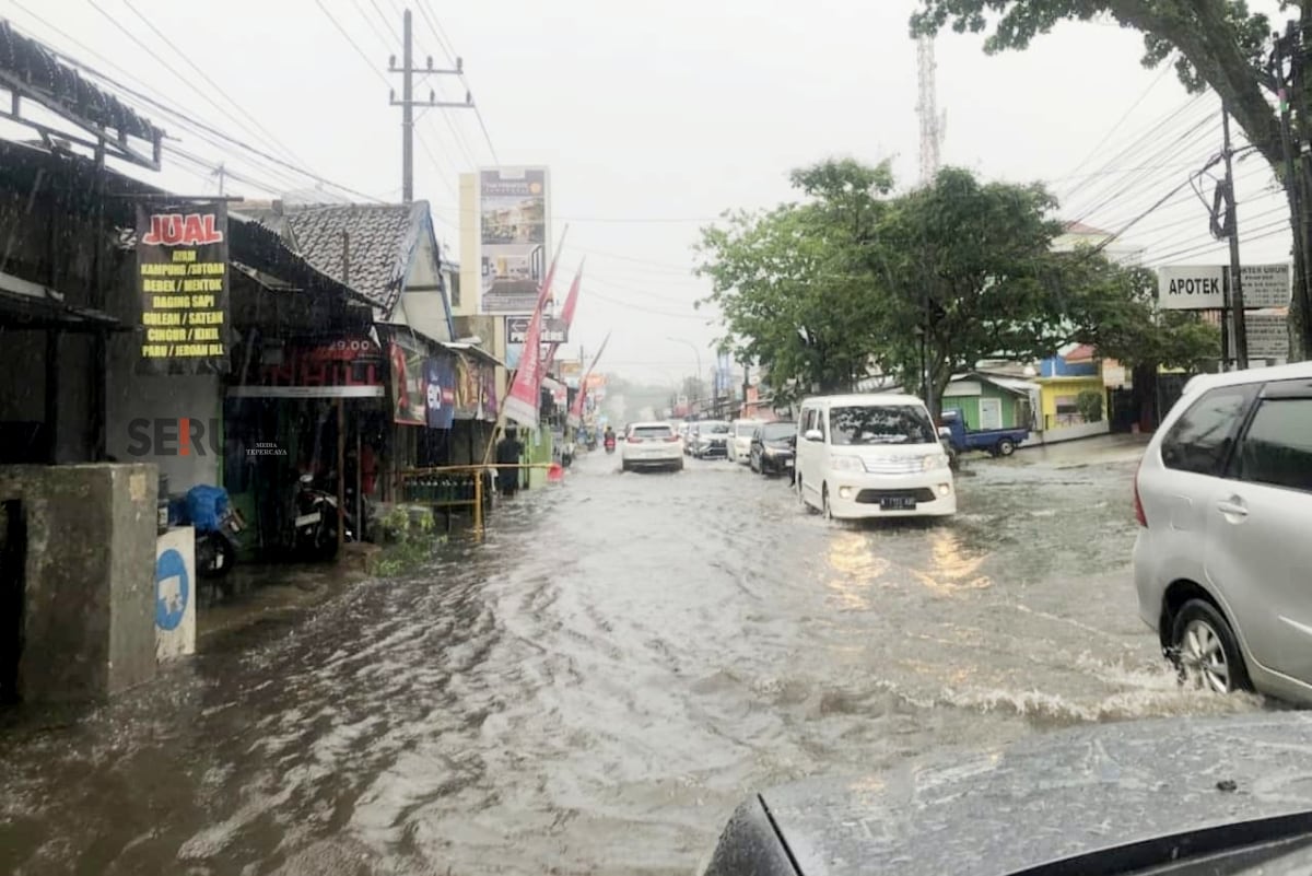 BMKG Peringatkan Cuaca Ekstrem Akhir Januari, Ini Tips Aman dan Sehat Menghadapinya