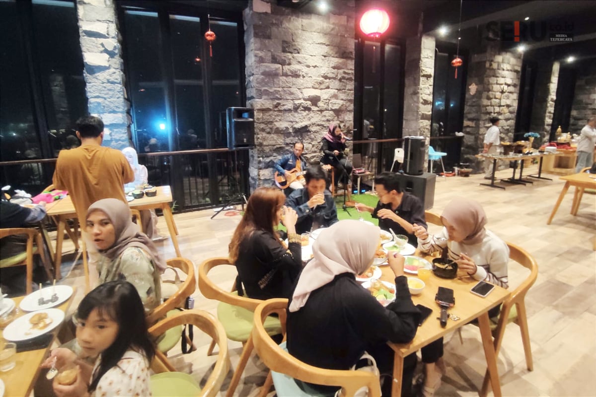 The Batu Hotel & Villas Hadirkan Iftar on The Sky, Bukber Menikmati Panorama Kota Batu