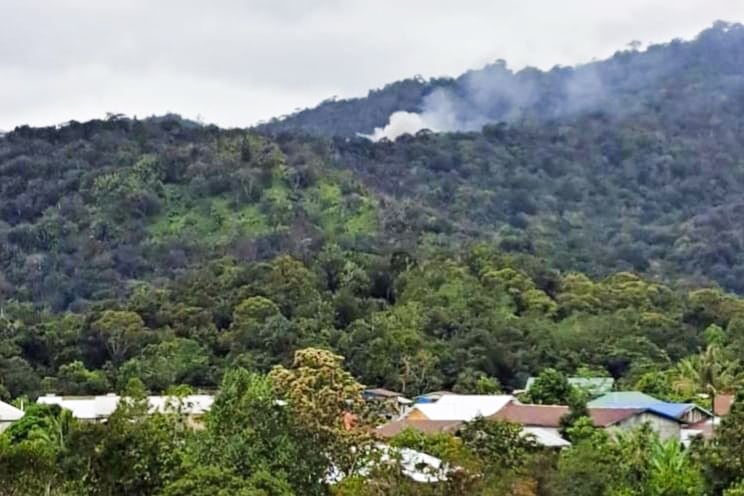 Pesawat Kargo Pelita Air Diduga Jatuh di Krayan, Pilot Selamat Usai Lompat dengan Parasut