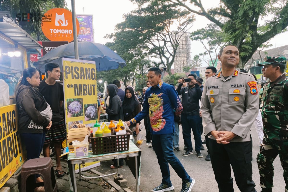 Pembongkaran Lapak Ilegal Takjil Suhat, Wali Kota dan Kapolresta Makota Minta Pedagang Masuk Area Resmi