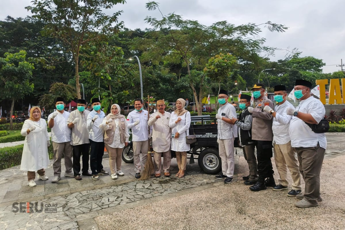 PAC Gerindra Lowokwaru Gencarkan Korve, Partisipasi Kader Sukseskan Instruksi Presiden 1 Peringatan HUT ke-18 Gerindra digelar di Taman Burung Merjosari. (bas)
