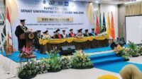 Rektor UWG Malang menyampaikan pidato laporan kinerja dan tema Dies Natalis ke-55. (rhd) Dies Natalis ke-55 UWG Malang Komitmen Transformasi Menuju Kampus Unggul Berwawasan Global