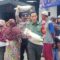 Babinsa Arjosari Bersama Bhabinkamtibmas Dampingi Penyaluran Bantuan Pangan BPN