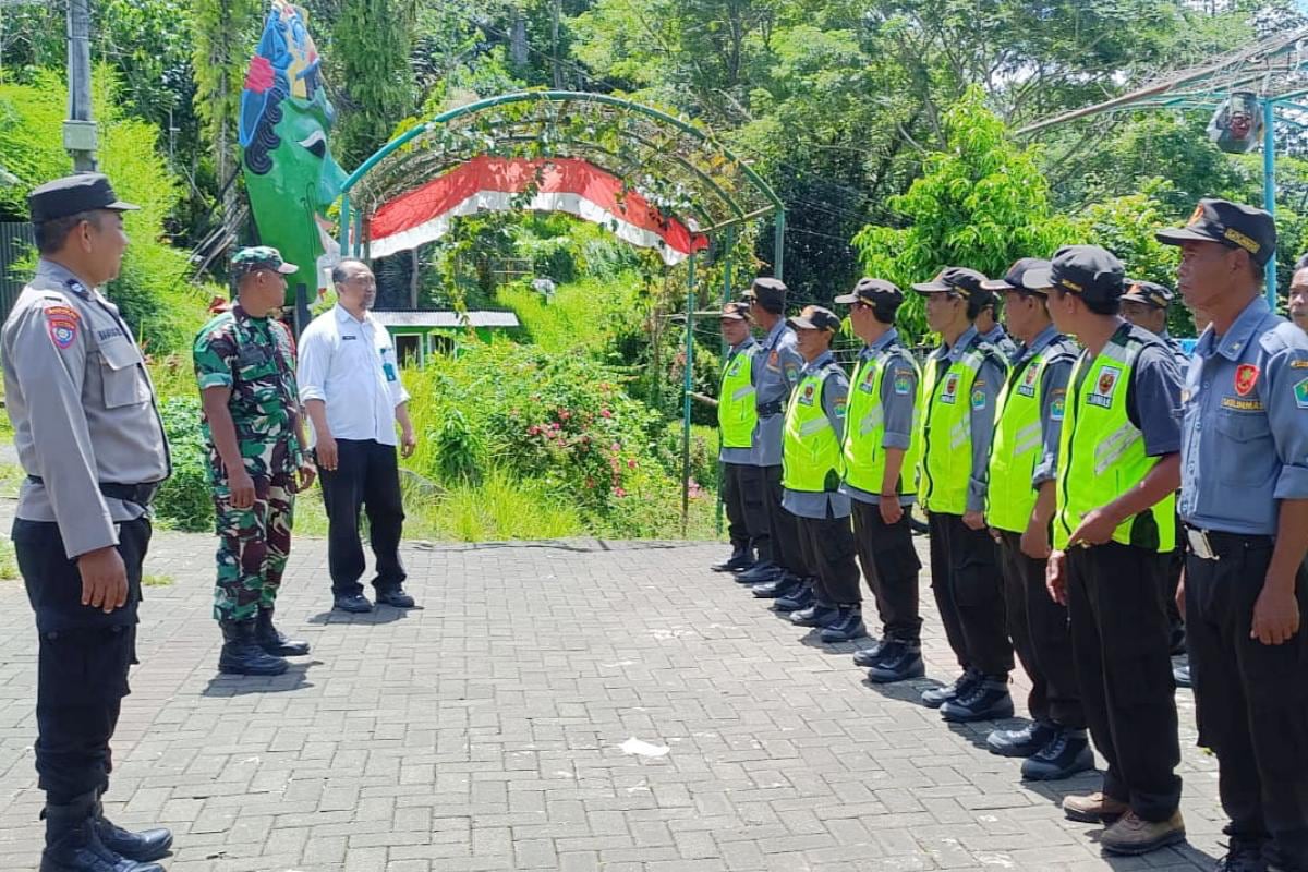 Babinsa Tlogowaru Perkuat Ketahanan Wilayah dengan Pelatihan Linmas