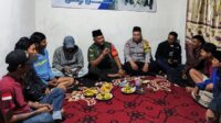 Babinsa Kedungkandang Komsos Tingkatkan Sinergisitas dengan Masyarakat Buring