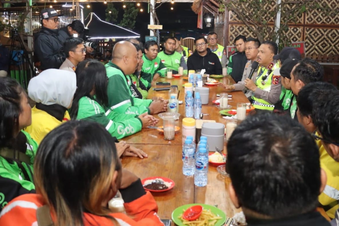 Sapa Driver Ojol Kota Batu, Kakorlantas Polri Dengar "Curhat" dan Ajak Jadi Pelopor Keselamatan Jalan