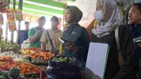 Sidak Satgas Pangan Polres Malang dan Bapanas di Pasar Kepanjen Malang. (ist)_11zon Jelang Ramadan, Harga Cabai dan Telur Naik, Kebutuhan Pokok Lainnya Stabil