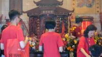 Perayaan Tahun Baru Imlek di Klenteng Eng An Kiong berlangsung khidmat. (Seru.co.id/bas) Klenteng Eng An Kiong Rayakan Imlek, Tahun Kuda Api Bawa Harapan Baru