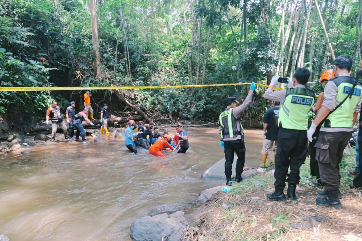 Mayat Wanita dengan Kondisi Mengenaskan Ditemukan di Aliran Sungai Jilu Jabung