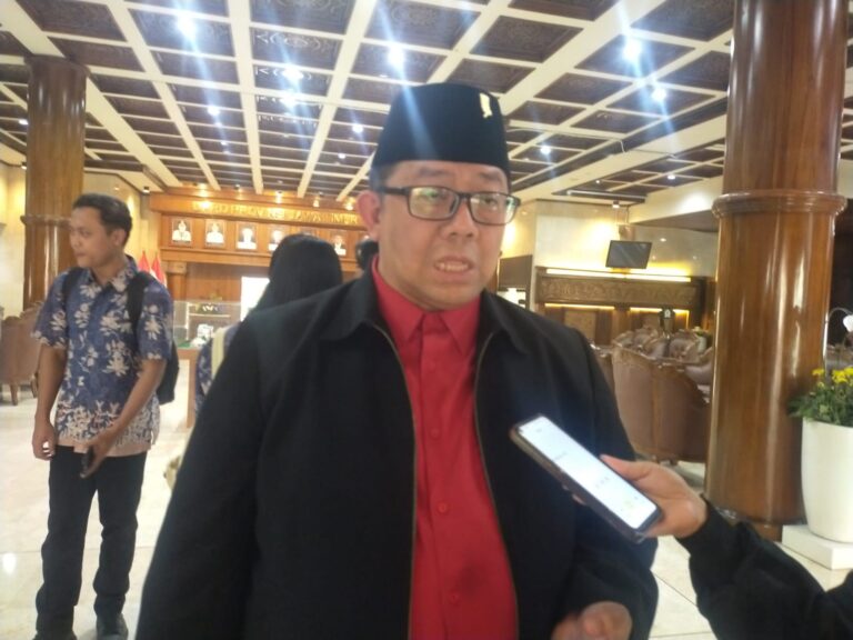 Yordan Batara Goa DPRD Provinsi Jawa Timur Apresiasi Bazar Motor Curanmor Polrestabes Surabaya