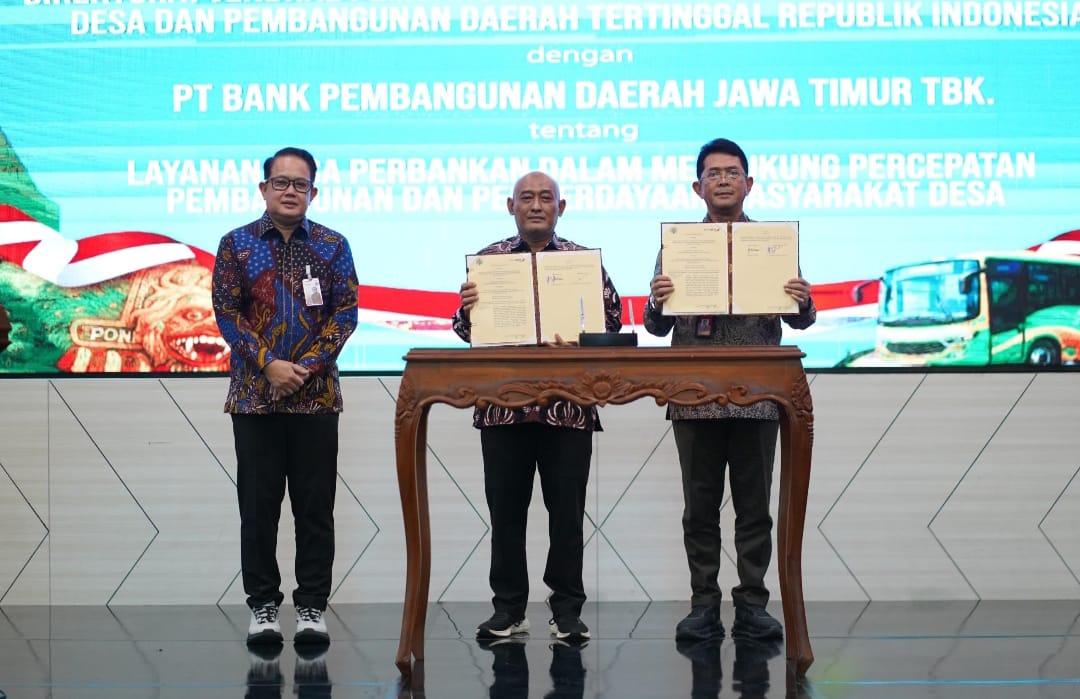 Perkuat Ekonomi Desa, Bank Jatim dan Kemendes PDT RI Tandatangani Perjanjian Kerja Sama