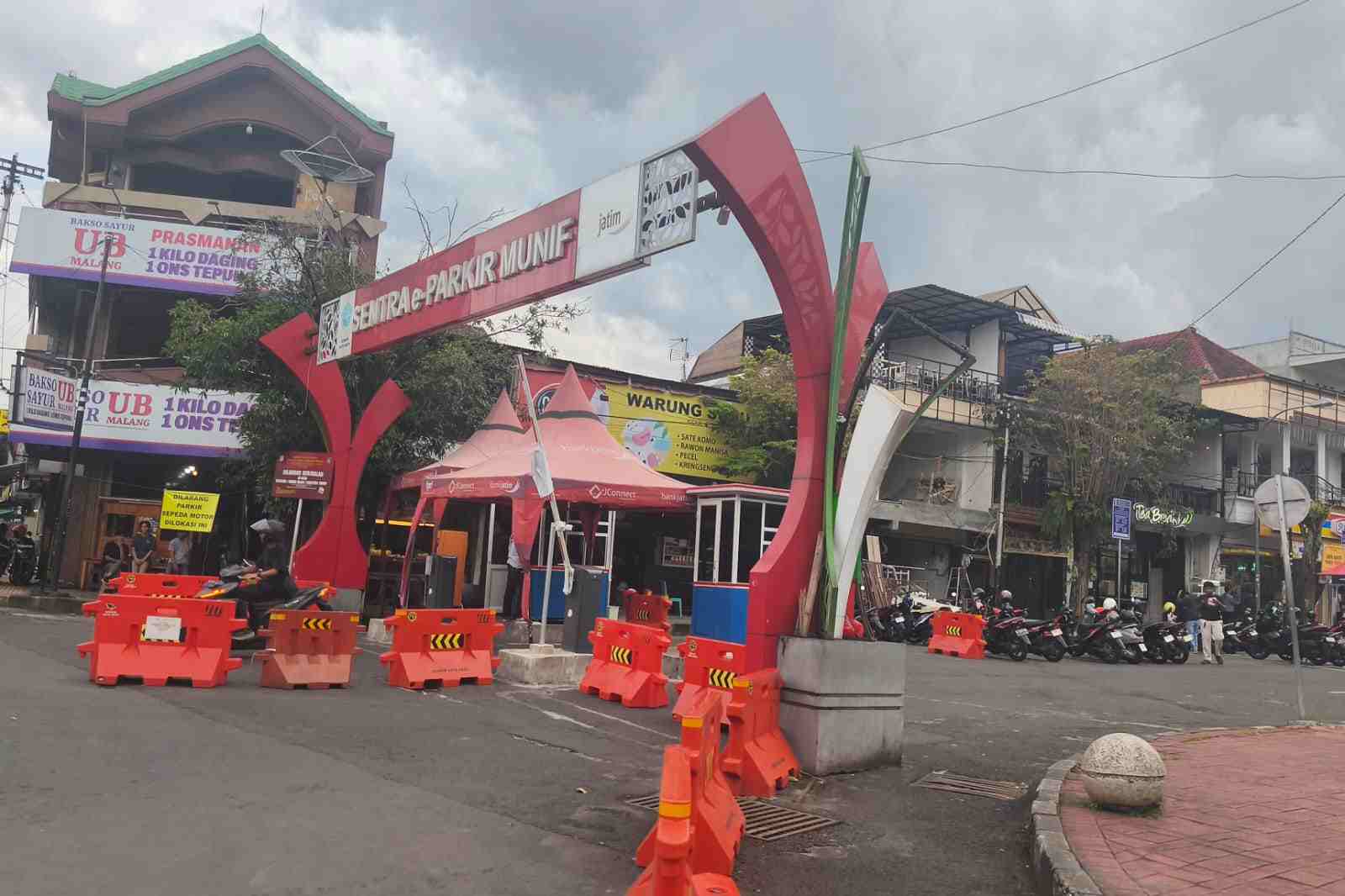 Wali Kota Batu Perintahkan Teguran Keras Terkait Oknum Jukir Arogan dan Rasis di Alun-Alun