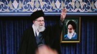 Ayatollah Ali Khamenei Diklaim Gugur dalam Serangan Israel–AS, Siapa Sosoknya?
