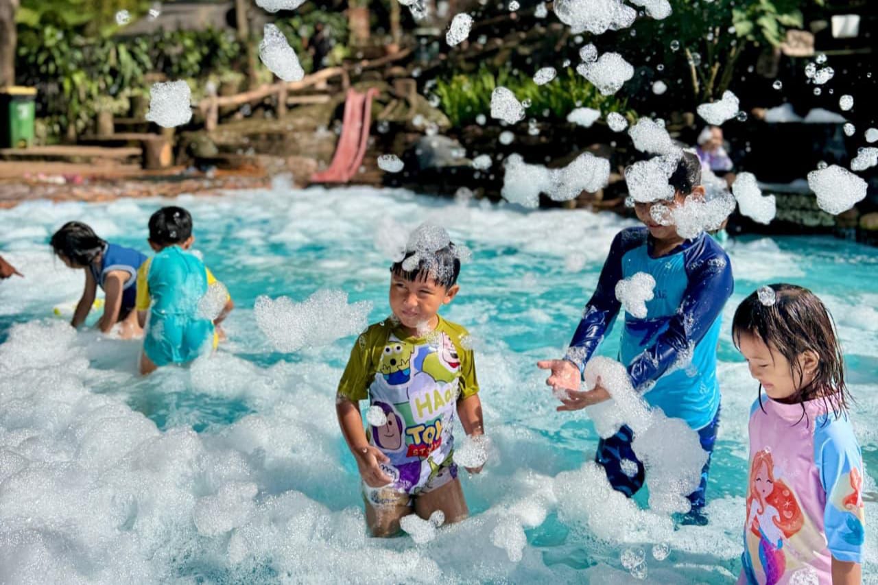 Ulang Tahun ke-18 Intiwhiz, Jaringan Hotel Tebar Promo Spesial hingga Kuis Berhadiah Menginap 1 Salah satu fasilitas Grand Whiz Hotel Trawas yang menjadi daya tarik pengunjung, terutama anak-anak. (ist)