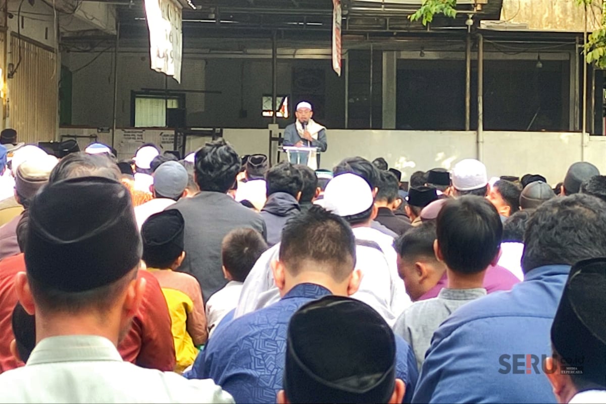 Sebagian Warga Malang Salat Ied Kamis 18 Maret, Merujuk Rukyat Hilal Global