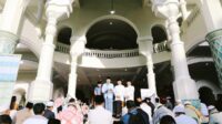 Dandim 0833 dan Forkopimda Kota Malang salat Idulfitri bersama di Masjid Jami. (ist) Dandim 0833 dan Forkopimda Kota Malang Salat Idulfitri Bersama di Masjid Jami