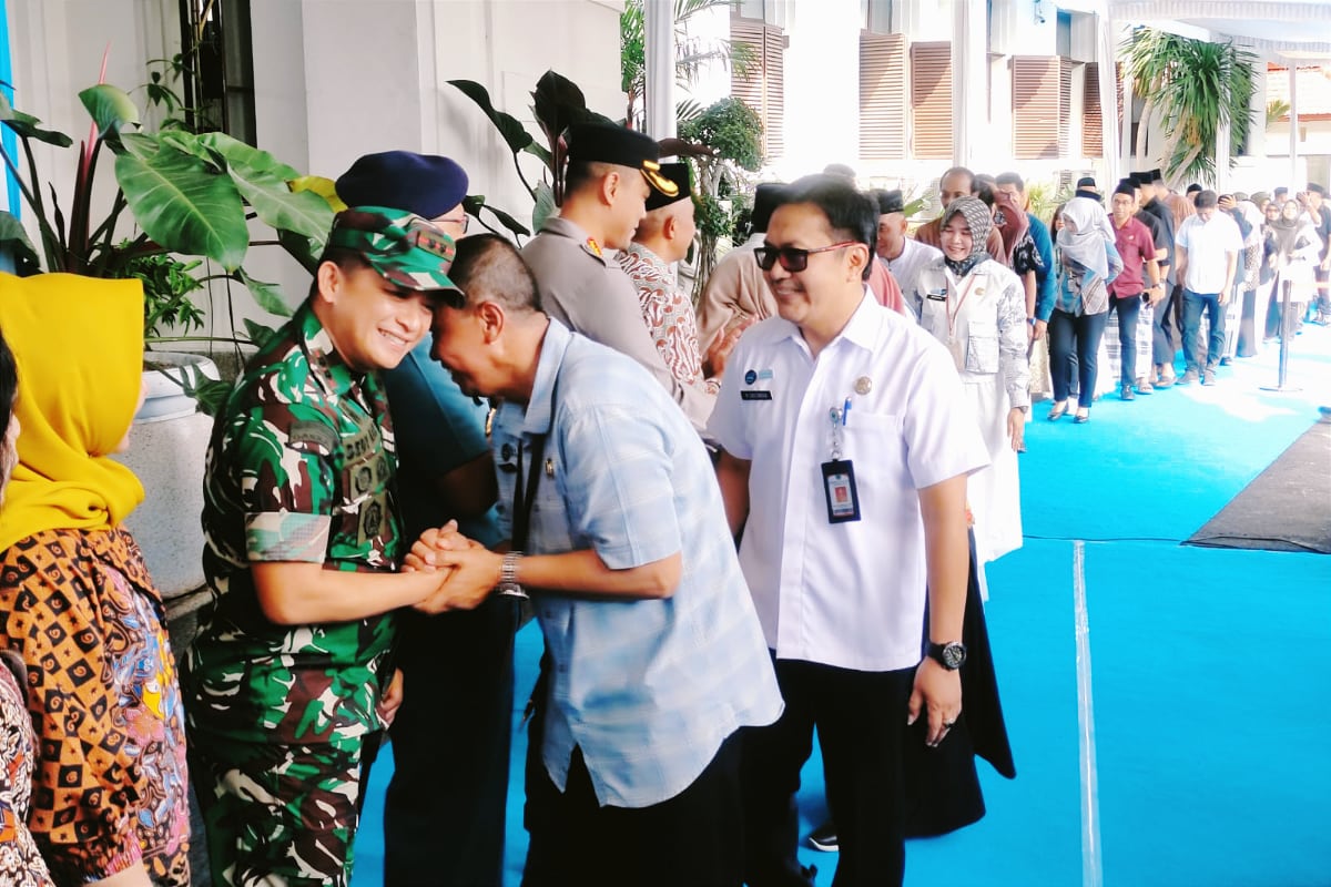 Dandim 0833 hadiri halalbihalal bersama Forkopimda Kota Malang. (rhd) Dandim 0833 Hadiri Halalbihalal Bersama Forkopimda Kota Malang