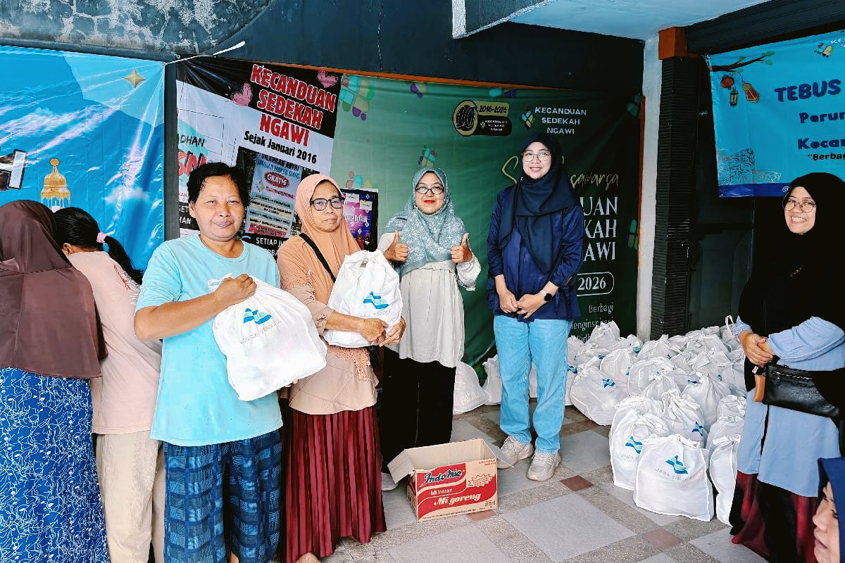 Animo masyarakat berbelanja tebus murah sembako Rp30.000 di Malang, Ngawi dan Banjarnegara. (dok Humas PJT I) PJT I Gelar Tebus Murah Sembako Rp30.000 di Malang, Ngawi dan Banjarnegara