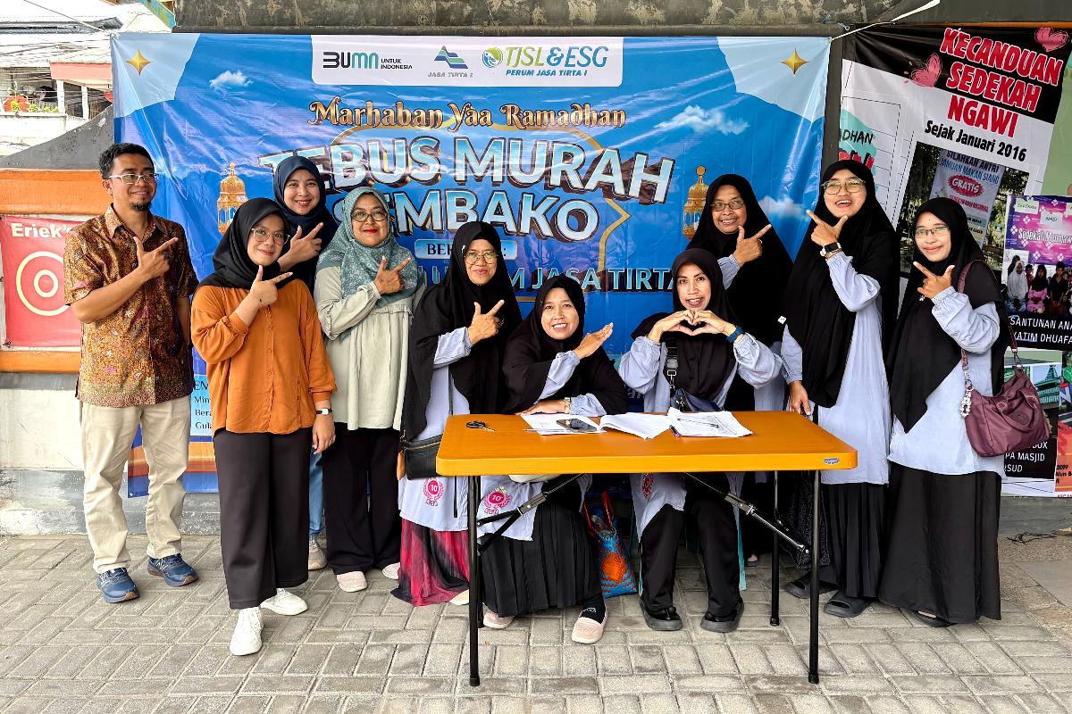 PJT I Gelar Tebus Murah Sembako Rp30.000 di Malang, Ngawi dan Banjarnegara 1 PJT I gelar tebus murah sembako Rp30.000 di Malang, Ngawi dan Banjarnegara. (dok Humas PJT I)