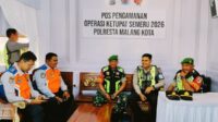 Babinsa Kedungkandang Bersama Personel Gabungan Amankan Pos Pam Operasi Ketupat Semeru 2026